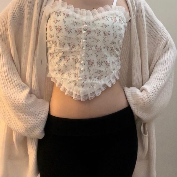 Lace Coquet Tank Top - Picture 2 of 2